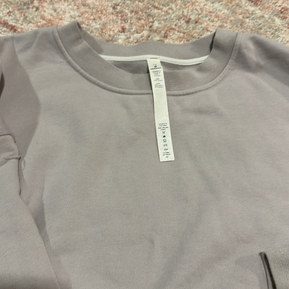 Lululemon Perfectly Cropped Crew - Picture 2 of 3